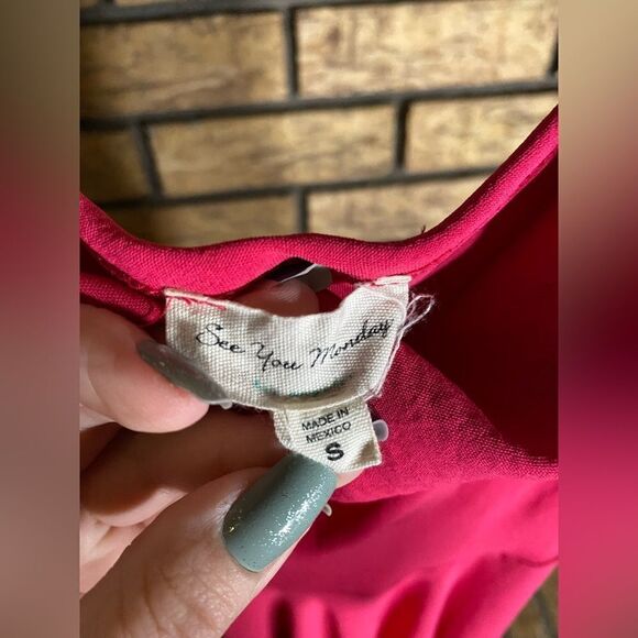 Hot pink‎ see you Monday dress - Picture 3 of 6